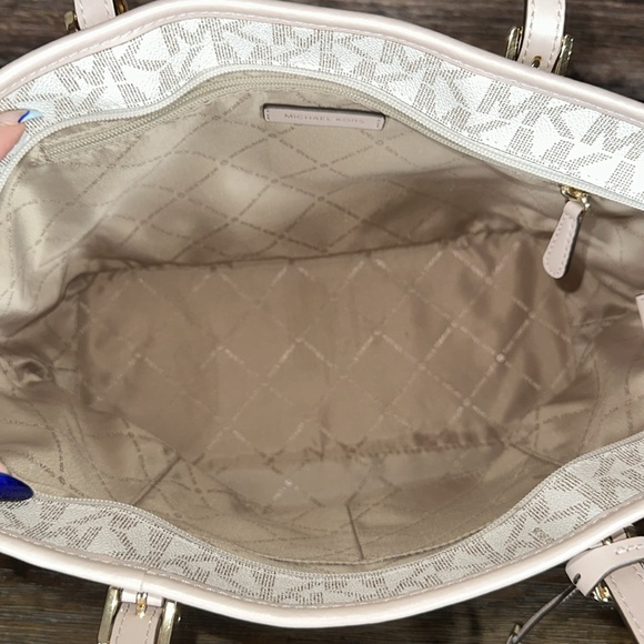 Michael Kors jet set light blush tote bag in cream with light blush trim! - Picture 8 of 8